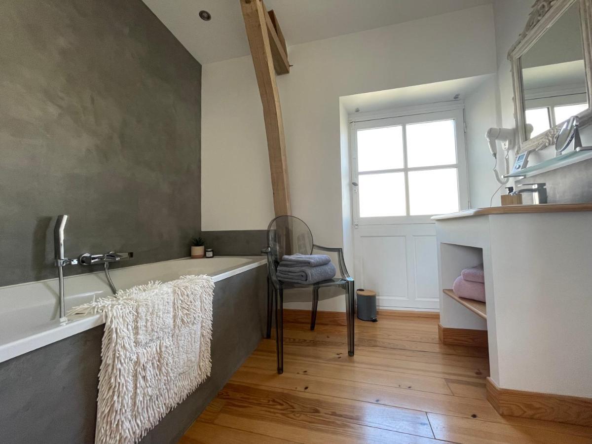 Cote Jardin Bed & Breakfast Sainte-Suzanne  Екстериор снимка