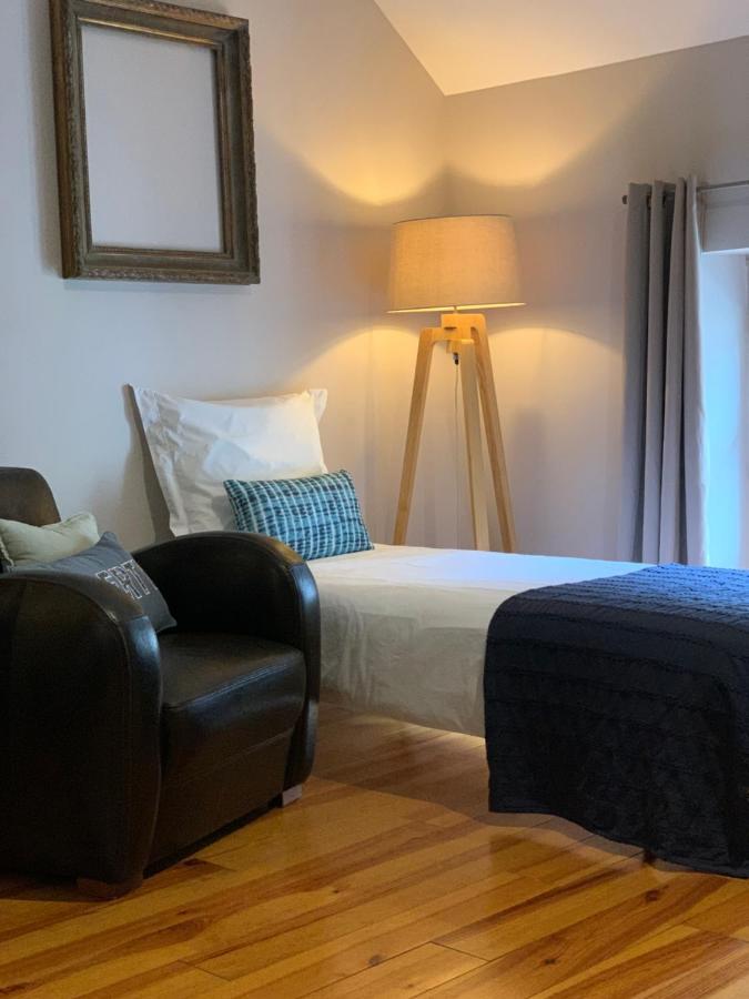 Cote Jardin Bed & Breakfast Sainte-Suzanne  Екстериор снимка