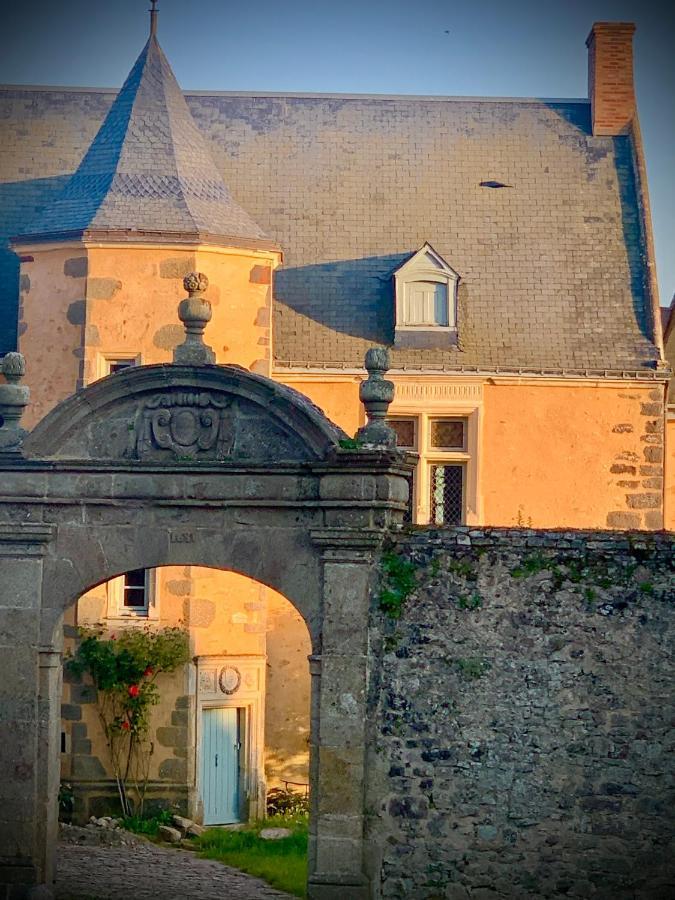 Cote Jardin Bed & Breakfast Sainte-Suzanne  Екстериор снимка
